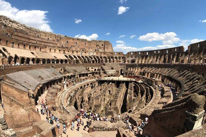 Audio Guided Tour - Colosseum, Roman Forum and Palatine Hill - The meeting point game: starting at the Colosseum square