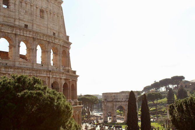 Colosseum and Roman Forum Guided Tour - Palatine Hill in 30 Minutes: Wealth, Views, and Fast Context