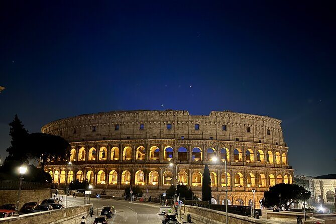 Colosseum and Roman Forum Sightseeing Area Night Walking Tour - Stop 2: Insula dell’Ara Coeli (multi-story Roman living)