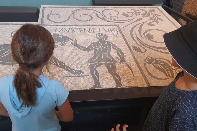 Colosseum and Roman Forum Treasure Hunt Tour for Kids & Families - Key highlights (the stuff you’ll feel most)