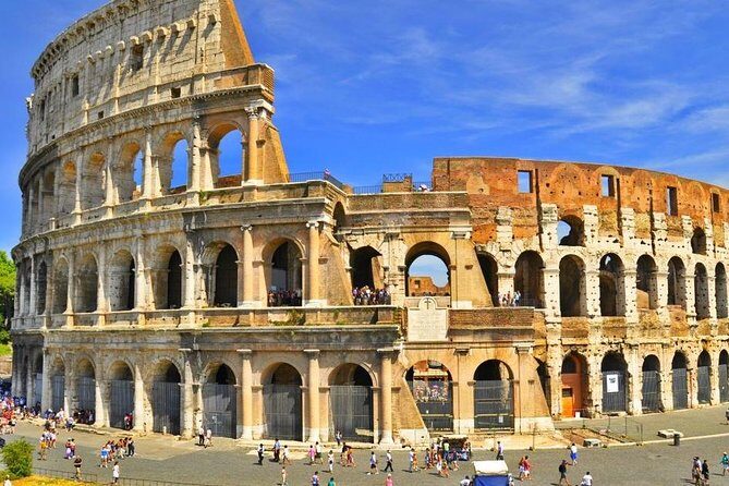 Colosseum Arena Private Tour with Access Forum and Palatine hill - Key points that make this tour worth your time