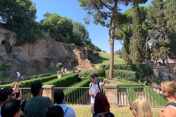 Colosseum, Palatine Hill and Roman Forum Expert Guided Tour - Group size, upgrades, and how crowded it can feel