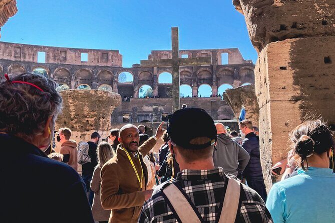 Colosseum, Palatine Hill and Roman Forum Guided Group Tour - Starting at the Arch of Constantine: context before the chaos