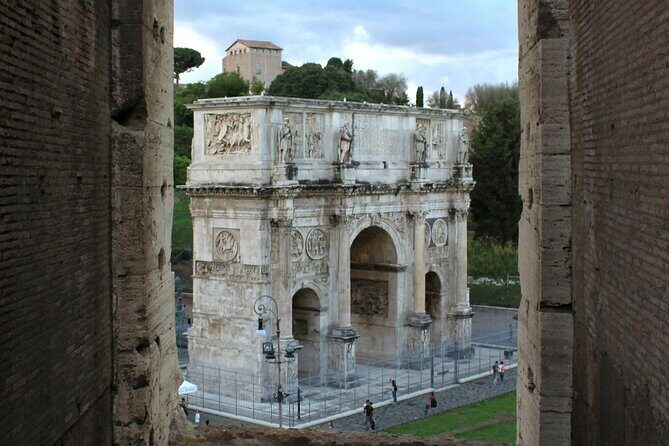 Colosseum, Roman Forum and Palatine Hill- Private Tour - Who This Tour Is Best For (and Who Might Prefer Something Else)