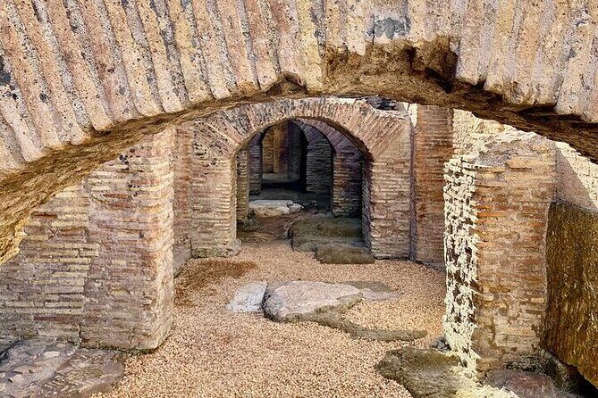 Colosseum, Roman Forum & Palatine Hill Access with Audio Guide - Colosseum Reality Check: What You’ll Actually See