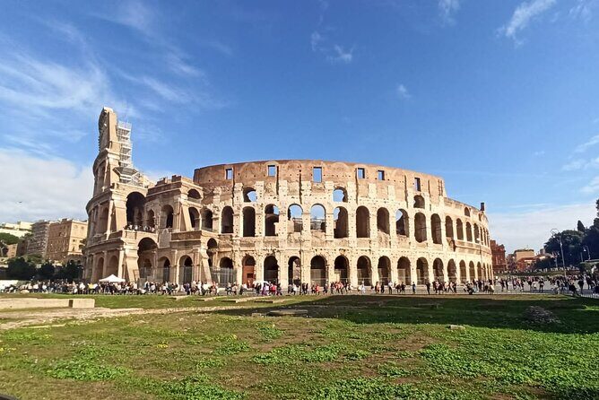 Colosseum, Roman Forum & Palatine Hill - Group Tour - Colosseum entry with less stress: what you’ll see on the first and second levels