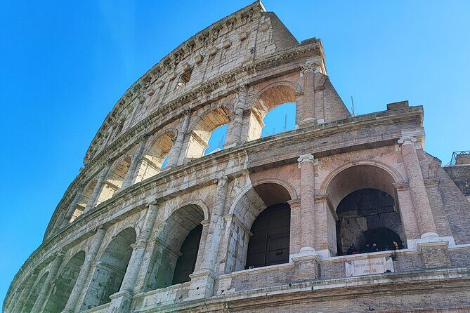 Colosseum, Roman Forum & Palatine Hill - Group Tour - Meeting at Caffè Roma: arrive early, then you’re off