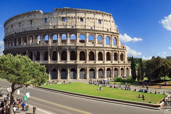 Colosseum Underground and Roman Forum: Small Group Exclusive Tour - Colosseum Underground and Arena Floor: The Main Event