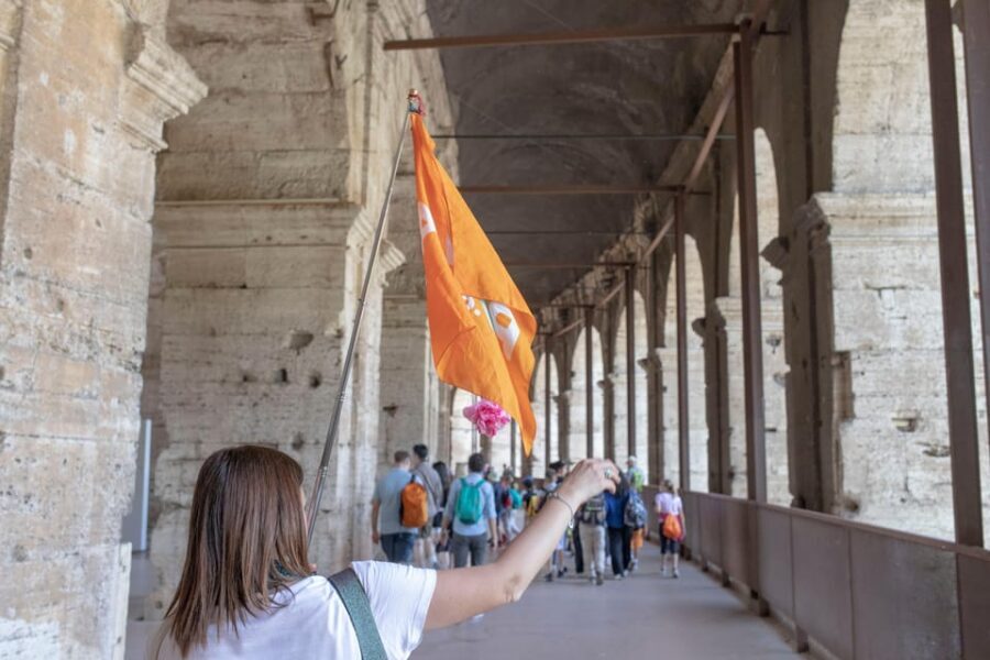 Colosseum with Arena, Roman Forum, and Palatine Hill tour - Meeting at Angelino ai Fori and finding the right guide