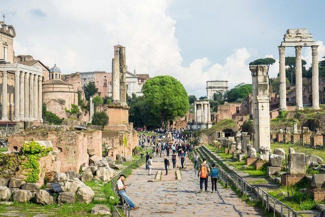 Early Colosseum, Roman Forum and Palatine Hill Guided Tour - Palatine Hill in 45 Minutes: Legends and Layers of Old Rome