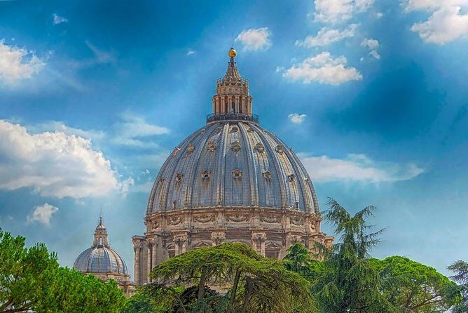 Excursion from Civitavecchia to Rome: Vatican, Colosseum, Roman Forum + Lunch - Vatican Museums + Sistine Chapel: why the skip-the-line is the whole point
