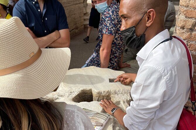 Guided Group Tour of Colosseum, Roman Forum and Palatine Hill - Guides you can actually hear: Harry White, Russ, Walt