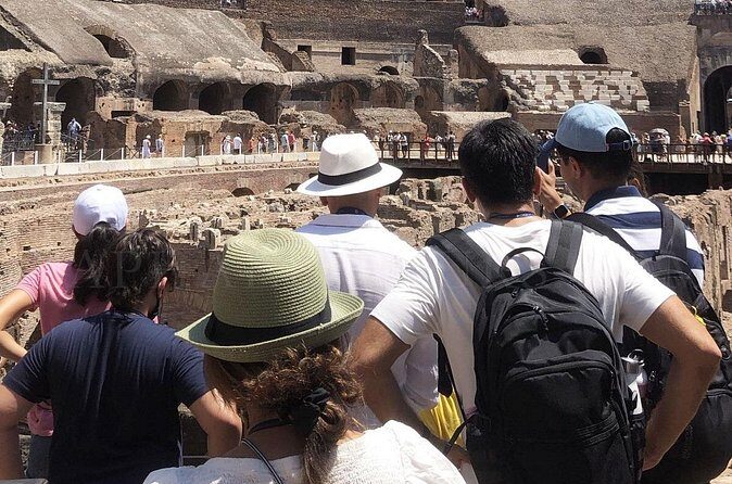 Kid-Friendly Colosseum & Roman Forum Tour with local guide - Who should book this tour?