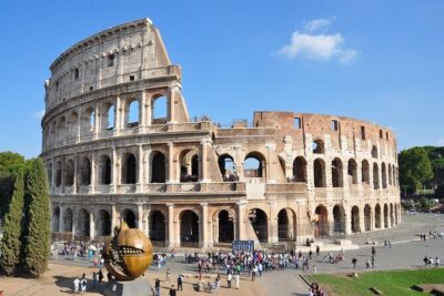 Private Colosseum Roman, Forum and Palatine Hill Tour - Upper level and the terrace views over Piazza del Colosseo
