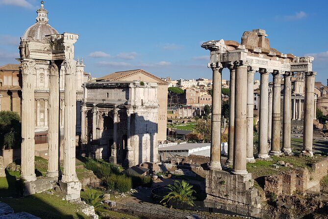 PRIVATE Colosseum, Roman Forum and Palatine Hill tour - Headsets for over 6: small comfort with big payoff
