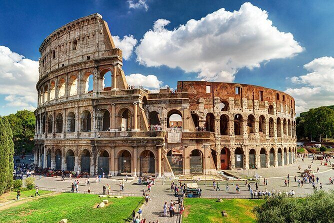 Private Colosseum, Roman Forum & Palatine Hill Guided Tour - Roman Forum: seeing government in stone
