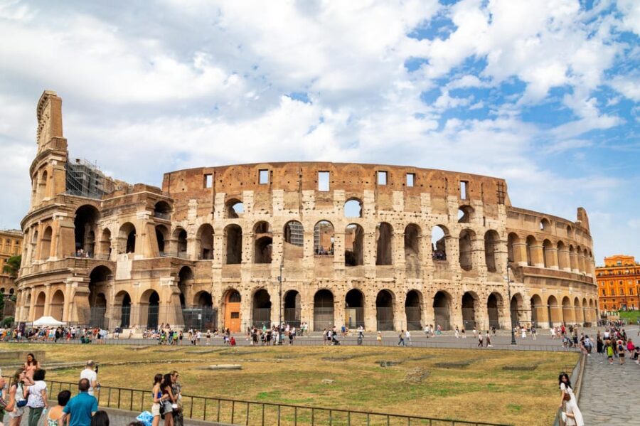 Rome: Best of Colosseum and Roman Forum Guided Tour - Inside the Colosseum: Nero, gladiators, and myths with answers