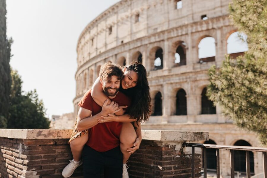 Rome: Best of Colosseum and Roman Forum Guided Tour - Guides who actually bring the ruins to life