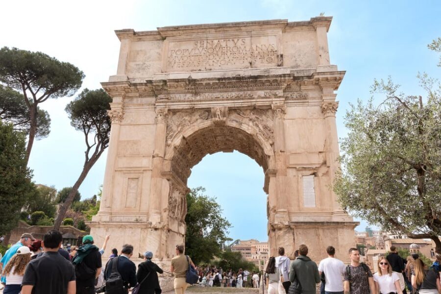 Rome: Colosseum and Roman Forum Access with Audio Guide App - Audio Guide App vs English-Speaking Guide: Choosing the Right Mode