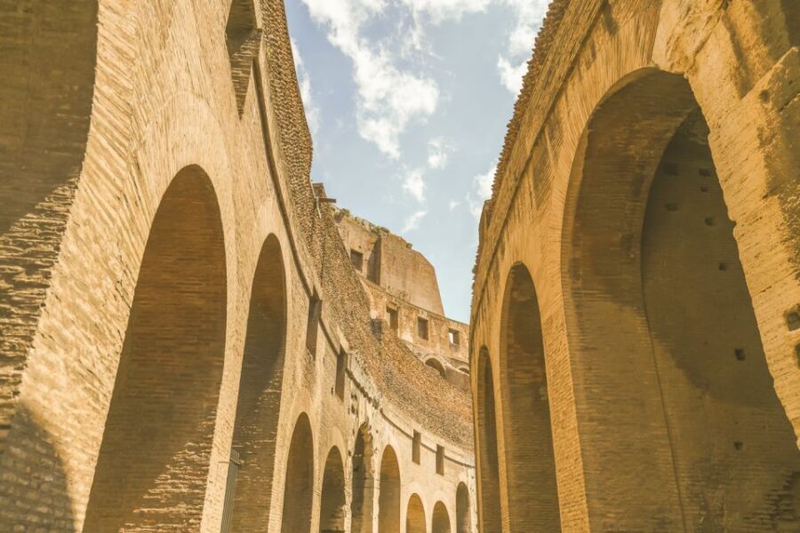 Rome: Colosseum and Roman Forum Small Group Tour in German - Key things that make this tour work