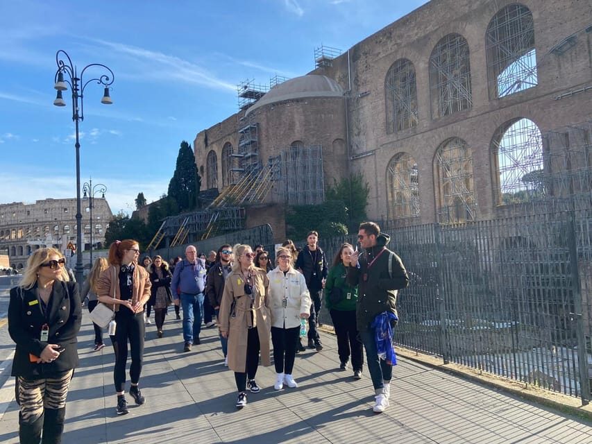 Rome: Colosseum Arena Floor, Forum & Palatine Guided Tour - What Makes the Guides a Big Part of the Experience