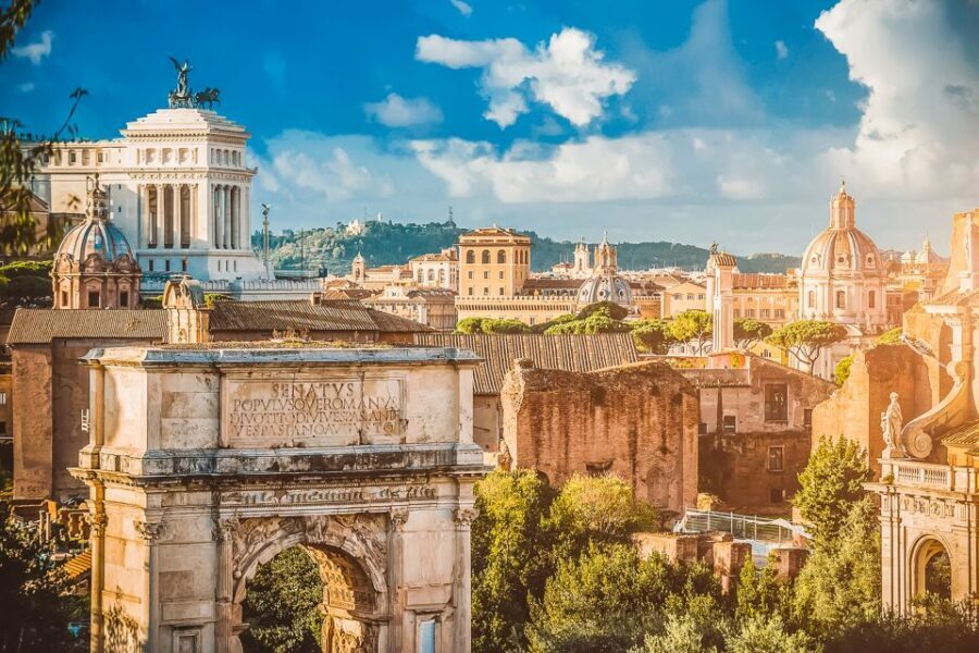Rome: Colosseum Arena, Palatine Hill & Forum Guided Tour - Why this route feels smarter than doing it piece by piece