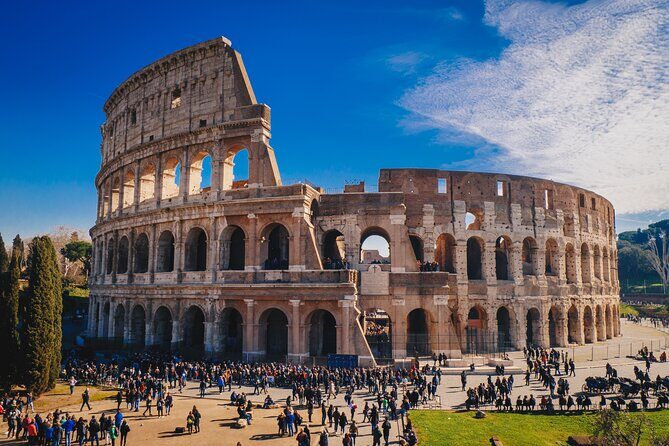 Rome: Colosseum Arena, Roman Forum and Palatine Hill Guided Tour - Climbing Palatine Hill for Views and Villa Remains