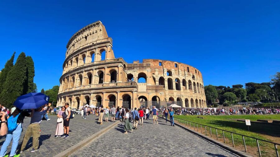 Rome: Colosseum Express Tour and Roman Forum Access - Meeting point and what to do before you arrive