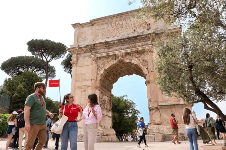 Rome: Colosseum, Forum, and Palatine Tour - Roman Forum With a Guide: The Power Center Behind the Ruins