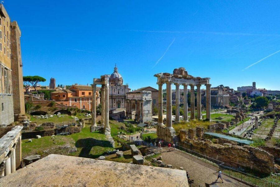 Rome: Colosseum, Forum & Palatine Hill Tours – Live Guided - Guide Style and Audio: What Makes the Tour Feel Easy