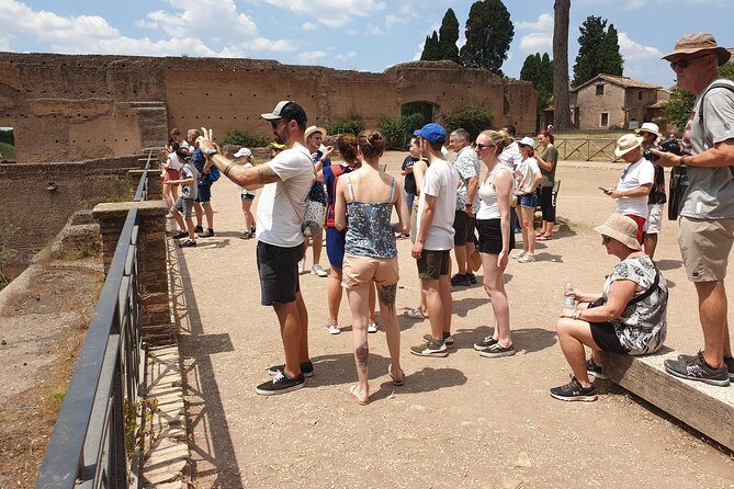Rome: Colosseum, Palatine Hill and Roman Forum Group Tour - Timing, Order Changes, and How to Avoid Photo Regret