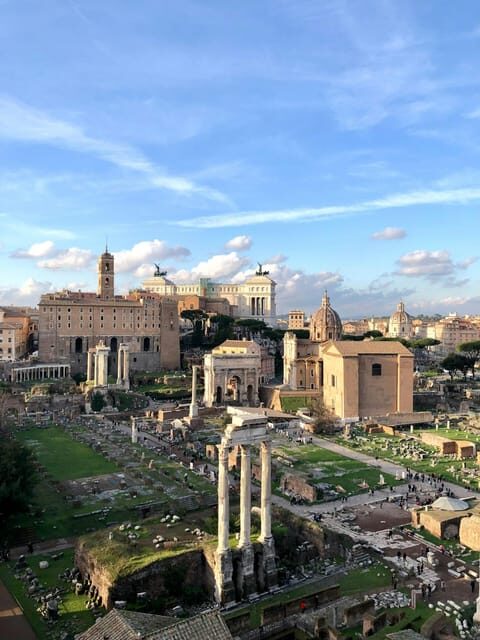 Rome: Colosseum, Palatine Hill and Roman Forum Guided Tour - Curia, Septimius Severus, Tabularium, Temple of Saturn