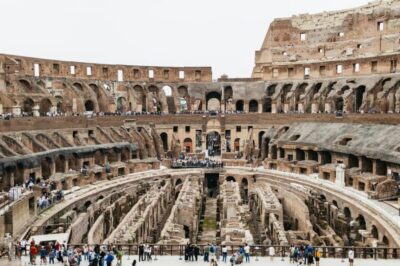 Rome: Colosseum, Palatine Hill & Roman Forum Guided Tour - Entering the Colosseum: How the Guide Helps You See It