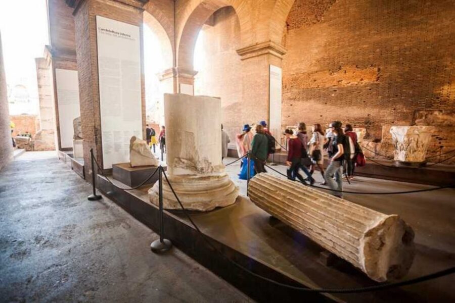Rome: Colosseum, Palatine & Roman Forum Tour w/Entry Ticket - Where You Meet at the Colosseum Metro (Largo Gaetana Agnesi)