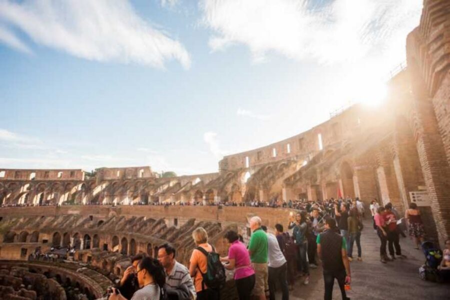 Rome: Colosseum, Palatine & Roman Forum Tour w/Entry Ticket - Pacing, Crowd Control, and What to Bring
