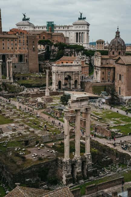 Rome: Colosseum, Roman Forum and Palatine Hill Guided Tour - Palatine Hill: the city’s origin story in one hour