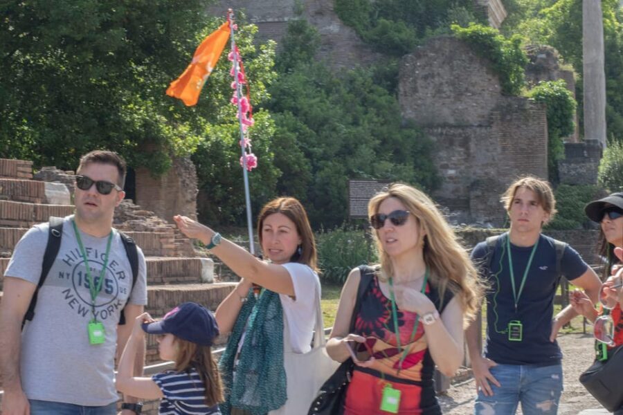 Rome: Colosseum, Roman Forum and Palatine Hill Guided Tour - Crowd reality: what to do so you enjoy it