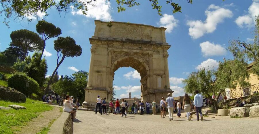 Rome: Colosseum, Roman Forum, and Palatine Hill Tour - Why this Colosseum–Forum–Palatine combination makes sense