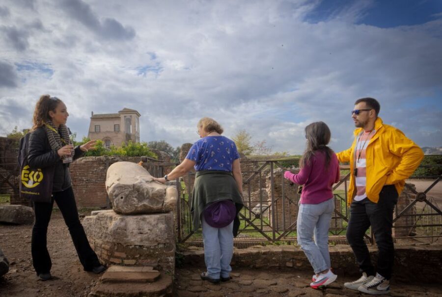 Rome: Colosseum, Roman Forum & Palatine Hill Group Tour - Entering the Colosseum: timed entry and arena-level perspective