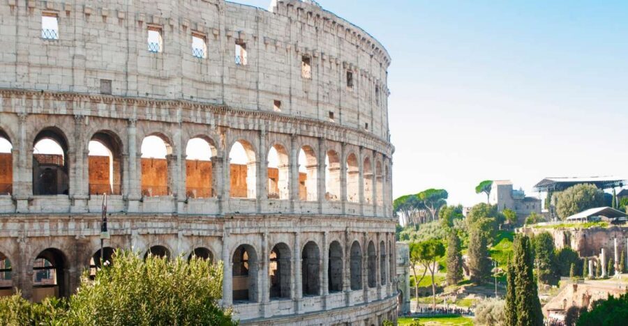 Rome: Colosseum, Roman Forum & Palatine Hill Tour - Palatine Hill: elite homes, imperial power, and the view