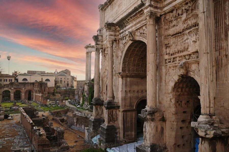 Rome: Colosseum, Roman Forum & Trajan's Market Exterior Tour - Via dei Fori Imperiali: the “big straight” that makes the city feel planned