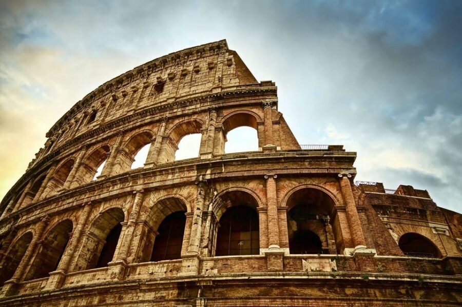 Rome: Colosseum Underground, Forum and Palatine Hill Private - Meeting by Via del Colosseo and starting with the right kind of fast access