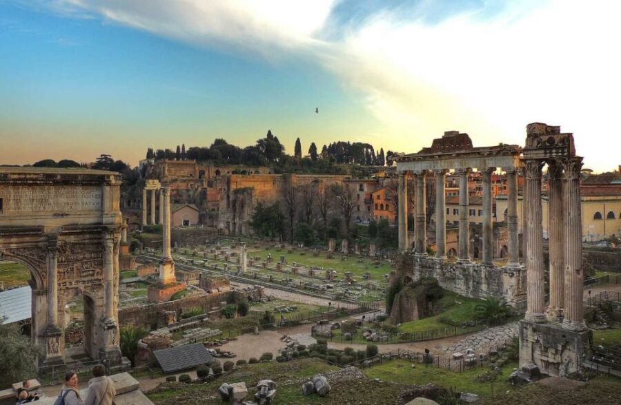 Rome: Colosseum with Arena Floor, Forum & Palatine Hill Tour - Palatine Hill: emperor palaces and the Romulus-and-Remus story