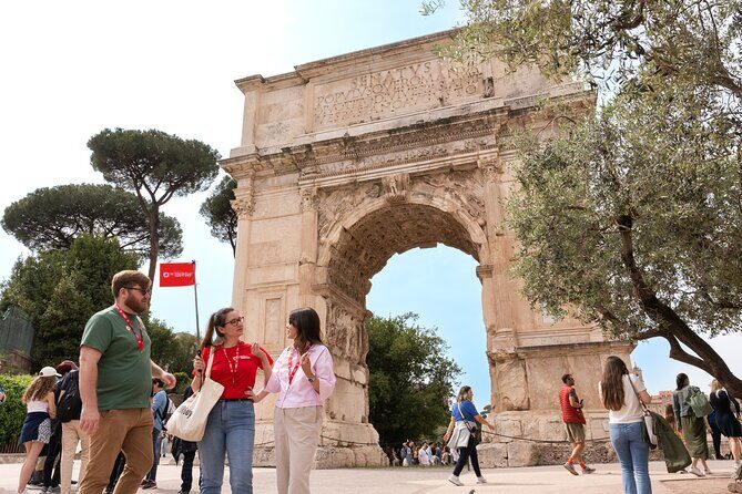 Rome: Colosseum with Roman Forum & Palatine Hill Guided Tour - Entering the Colosseum through a small-group route