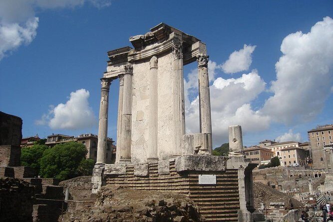 Rome: Guided Group Tour of Colosseum, Roman Forum & Palatine Hill - Palatine Hill in 45 minutes: the view from the old power center