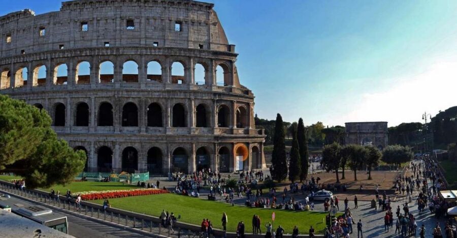 Rome: Private Tour of the Colosseum,Roman Forum and Palatine - Roman Forum: Government, Public Life, and the Sacred Way