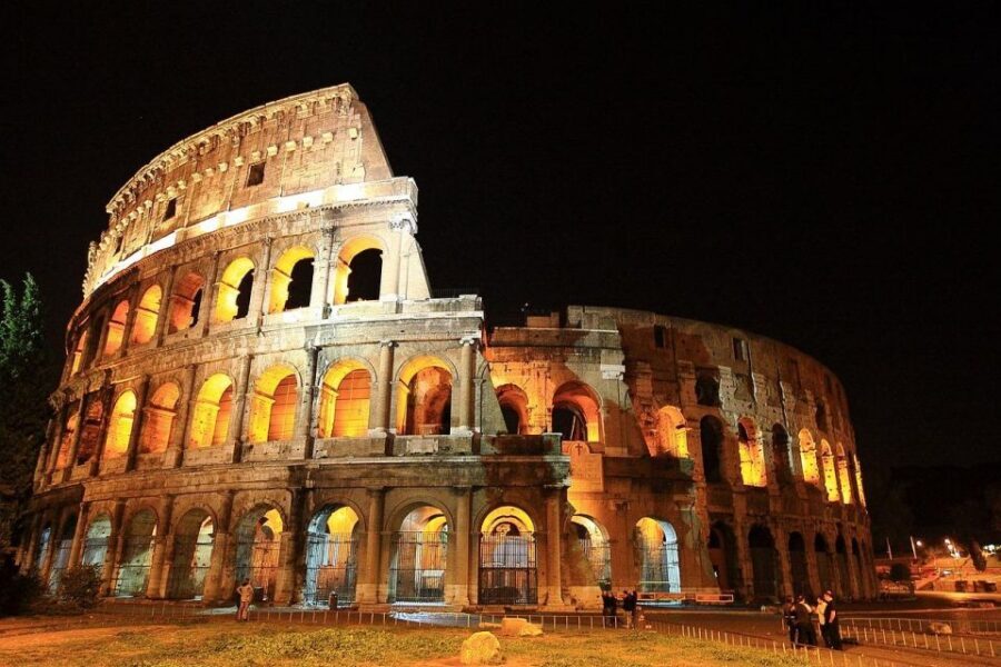 Rome: Private Tour of the Colosseum,Roman Forum and Palatine - Colosseum Views + a Guide Who Explains the Social Rules