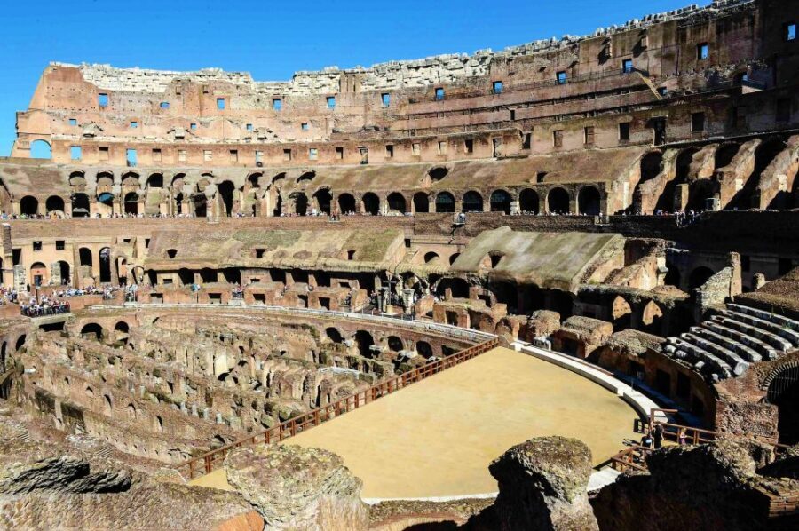 Rome: Vatican, Colosseum & Main Squares Tour w/ Lunch & Car - St. Peter’s Basilica: big scale, clear expectations