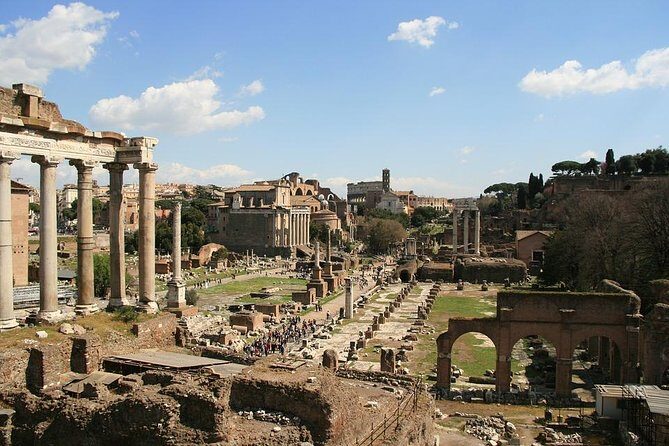 Visit of the Colosseum, Forum, Palatine Hill and Virtual Reality (VR) - Roman Forum: Short Stop, Big Payoff